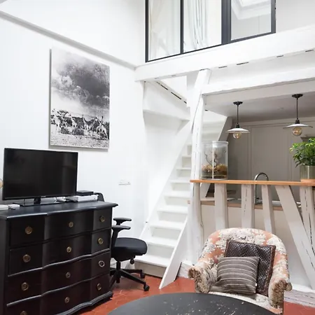 Charming Duplex Near Rue Saint-maur 파리