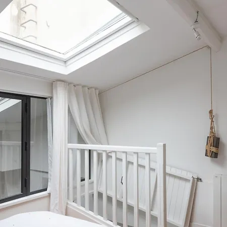 Charming Duplex Near Rue Saint-maur 아파트